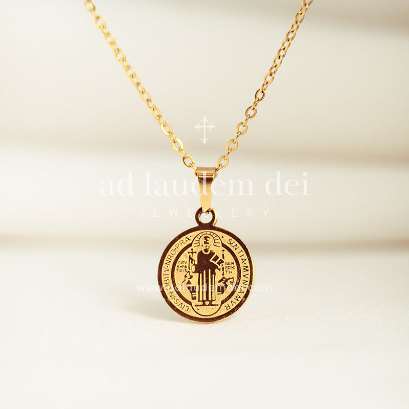 Saint benedict on sale necklace gold